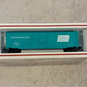 Penn Central Blue Boxcar Model